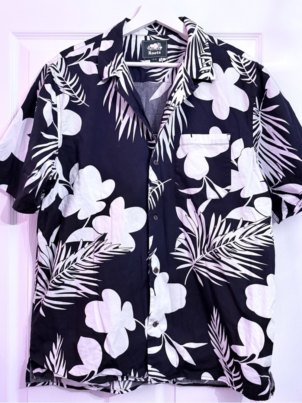Roots Navy Blue Short-Sleeve Button-Down Shirt with White Tropical Print